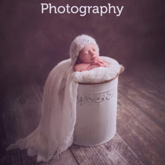 The Art of Newborn Photography (Paperback)